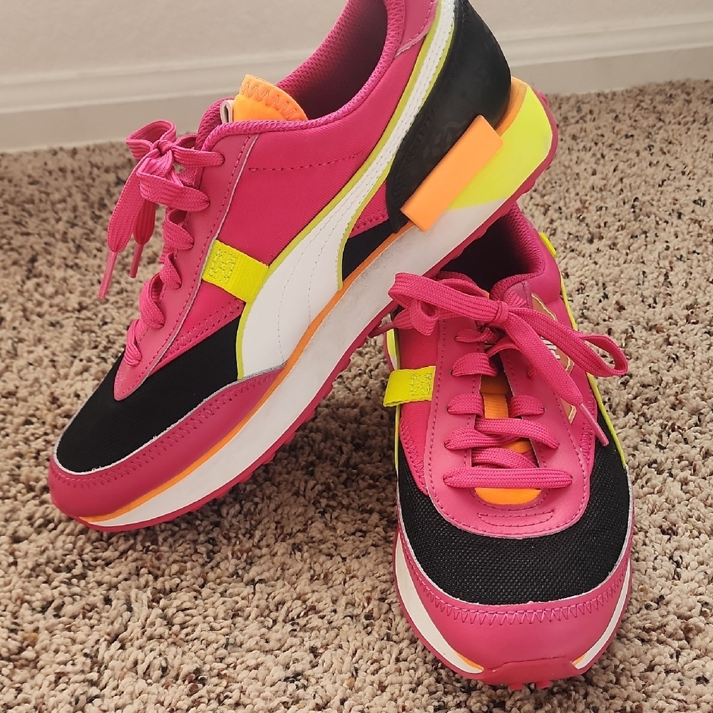 💕Puma Future Rider City Lights.💕